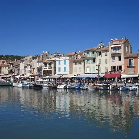 Apartment Dans De Charme, Piscine, Proche Cassis