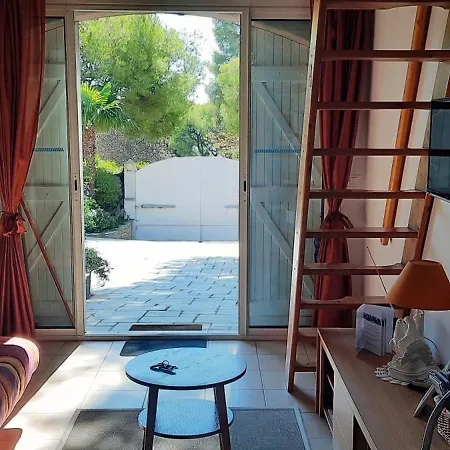 Dans De Charme, Piscine, Proche Appartamento