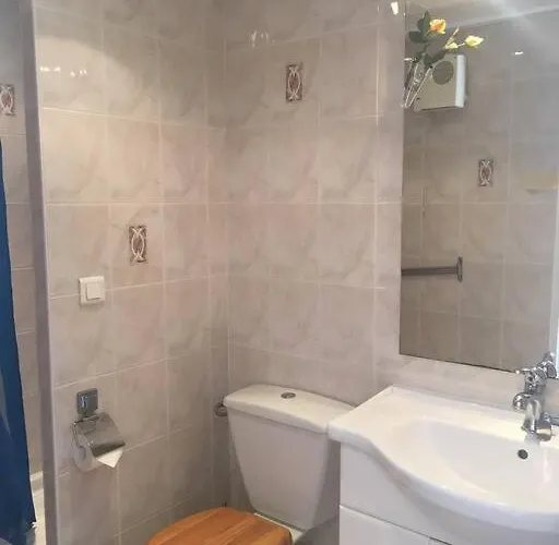 Dans De Charme, Piscine, Proche Apartman